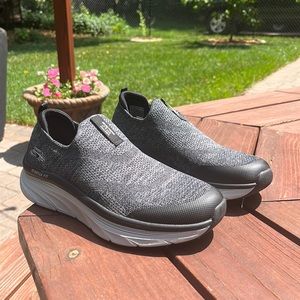 Sketchers Slip on shoes